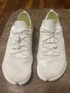 Vivobarefoot Motus  White Knit Slip-On with Lime Green Insole. Good Condition.